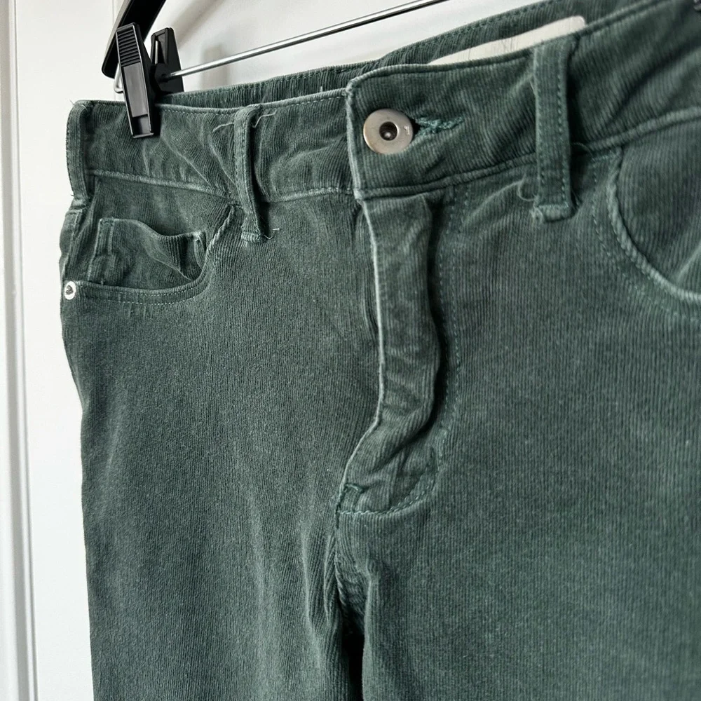 Anthropologie inches size 	•	waist